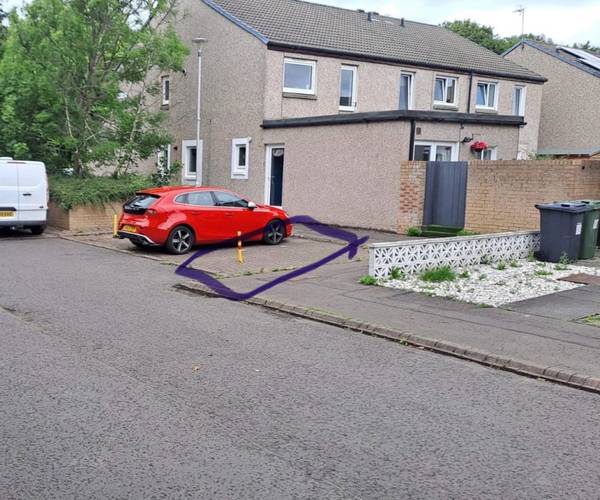 Parking on Springfield, EH6