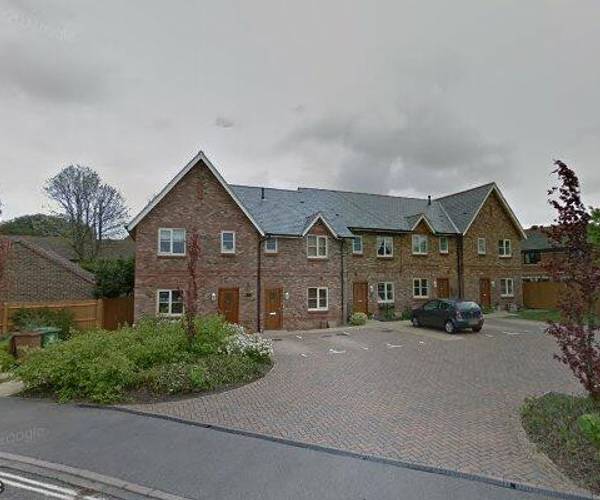 Parking on Lidiard Gardens, PO4