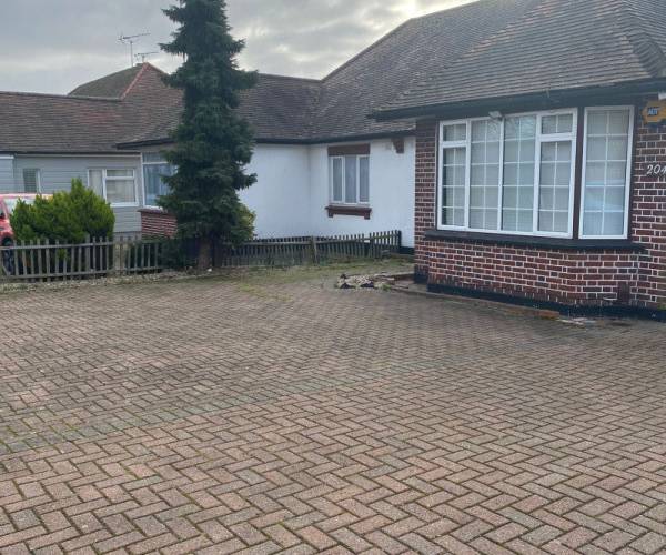 Parking on Prittlewell Chase, SS0