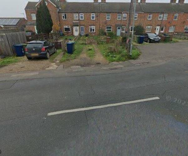 Norwood Road, PE15