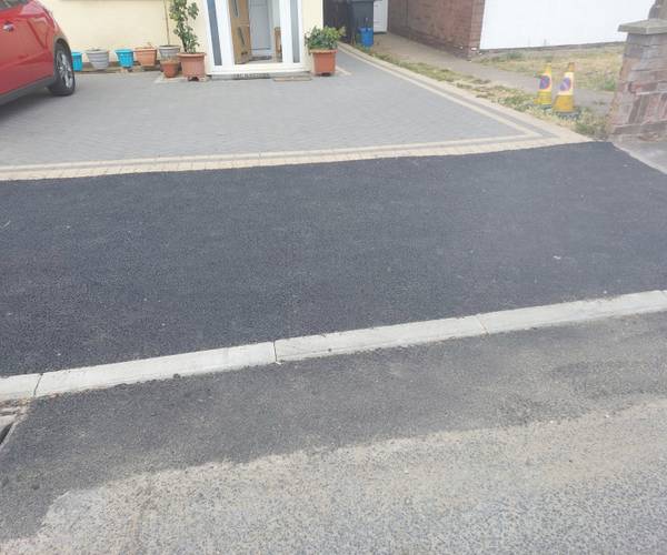 Macaulay Road, LU4