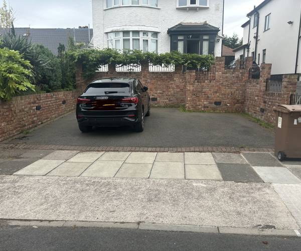 Parking on Belmont Road, CH48