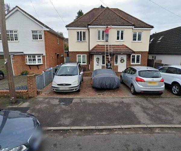 Parking on Kings Road, KT15