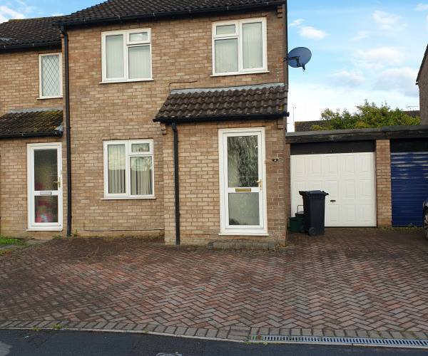 Parking on York Close, BS34