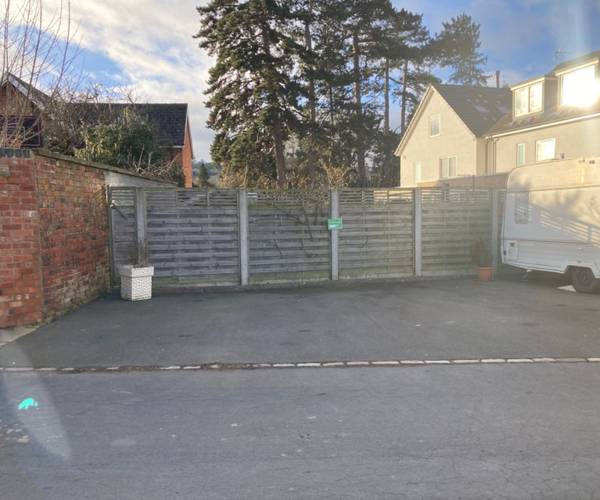Parking on Peel Close, GL53
