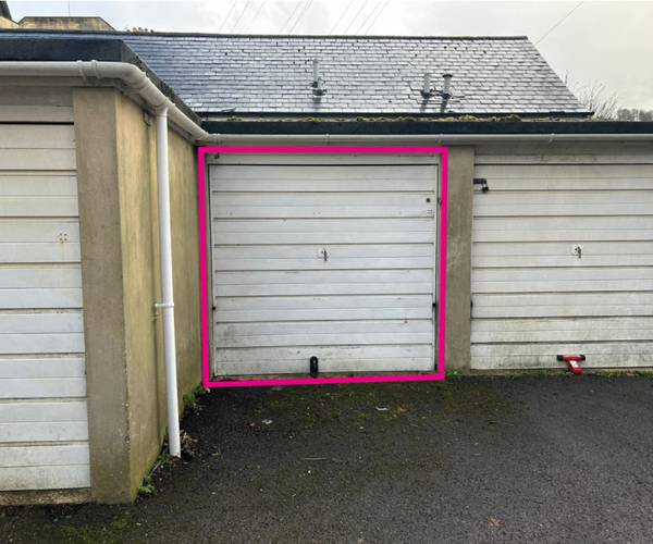 Parking on Bathwick Street, BA2
