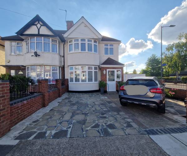 Parking on Brampton Road, NW9