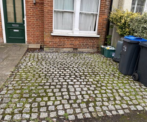 Parking on Faraday Road, SW19