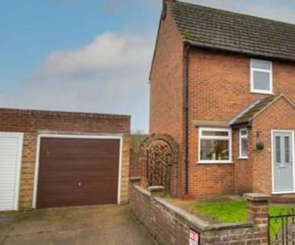 Defoe Crescent, CO4