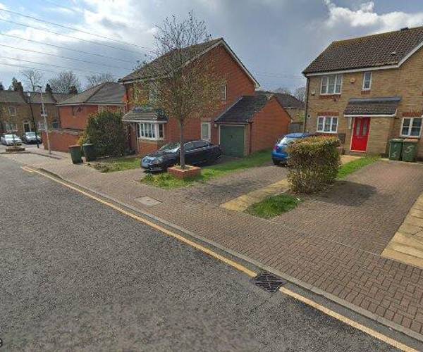 Searles Drive, E6