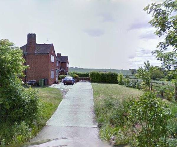 Parking on Upper Icknield Way, HP27