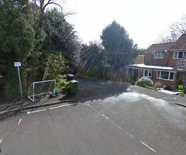Parking on Abbey Hill Road, SO23