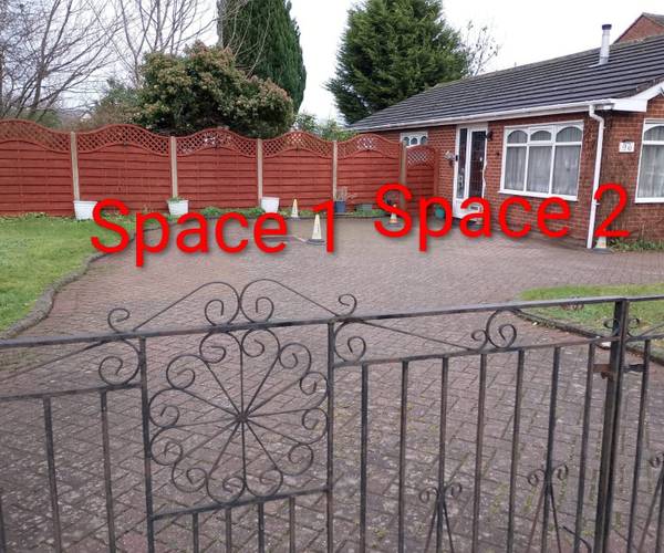 Parking on Station Road, B37