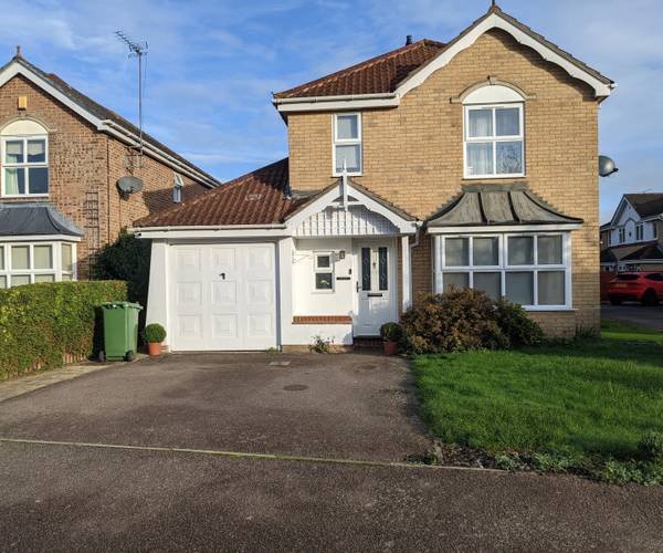 Norwood Road, EN8