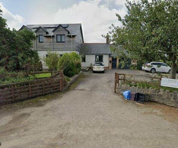 Parking on Station Road, BA7