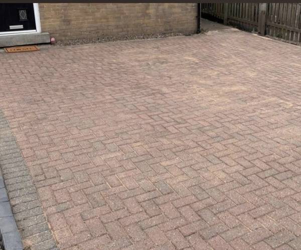Parking on Third Avenue, LS22