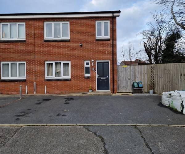 Parking on Gendros Crescent, SA5