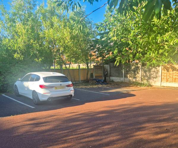 Parking on Camp Street, M7