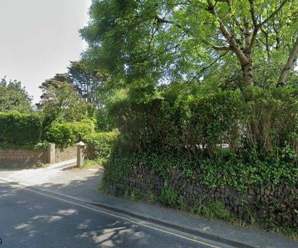 Parking on Pendarves Road, TR14