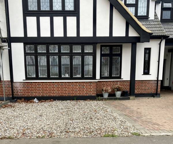 Parking on Meadow Way, RM14