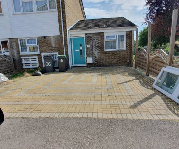 Thetford Close, N13