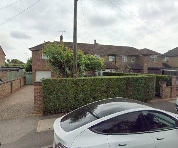 Dedworth Road, SL4