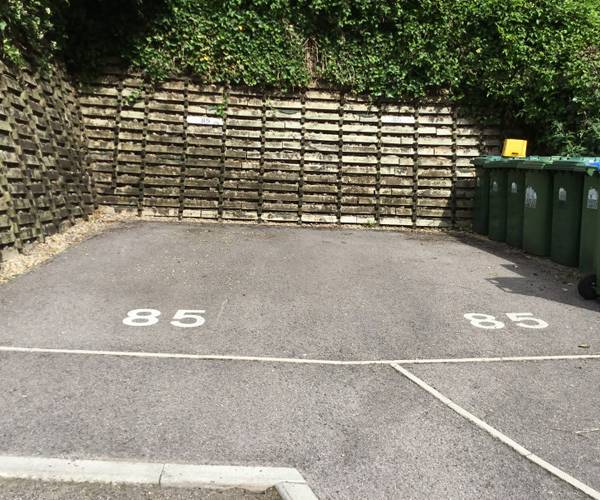Parking on Riverdene Place, SO18