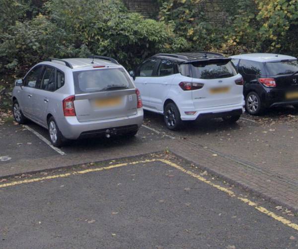 Parking on Gloucester Crescent, S10