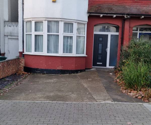 Driveway in The Drive, NW11