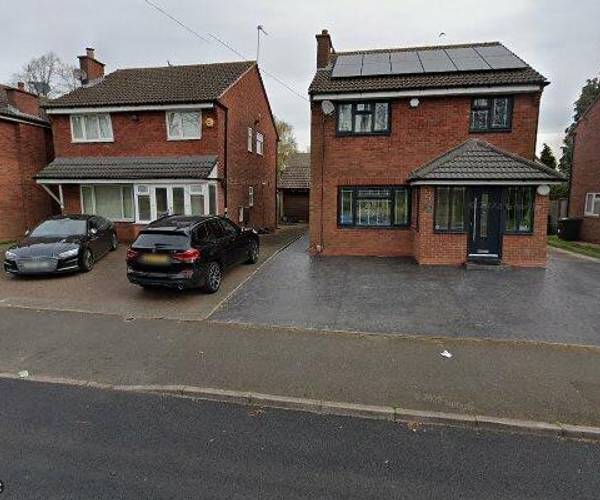 Parking on Speedwell Road, B5