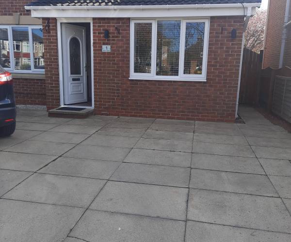 Parking on Wises Farm Road, HU5
