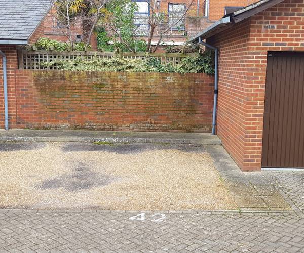 Parking on Silchester Place, SO23