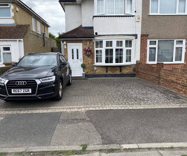 Parking on Harrow Road, TW14