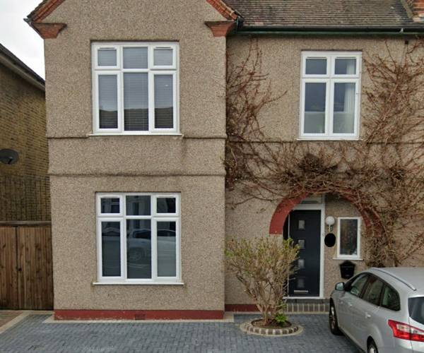 Parking on Kinfauns Road, IG3