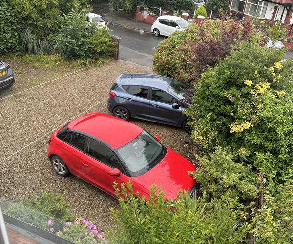 Parking on Newport View, LS6
