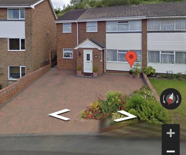 Parking on Eaves Road, CT17