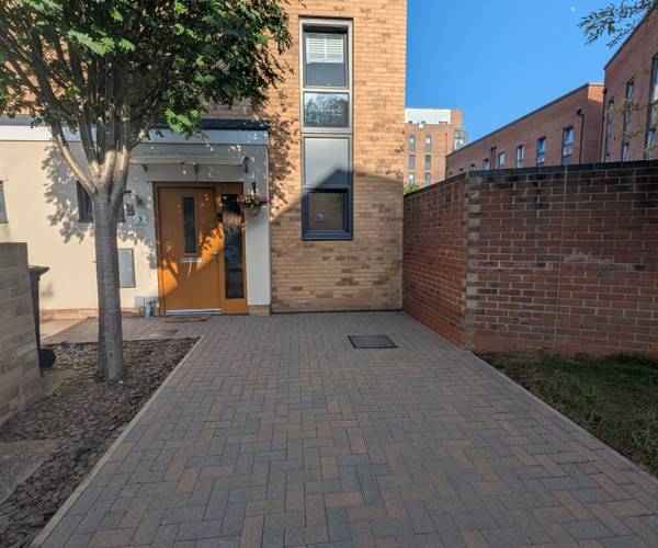 Parking on Provost Way, RM8