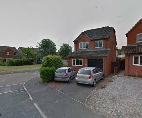 Brackendene, BS32
