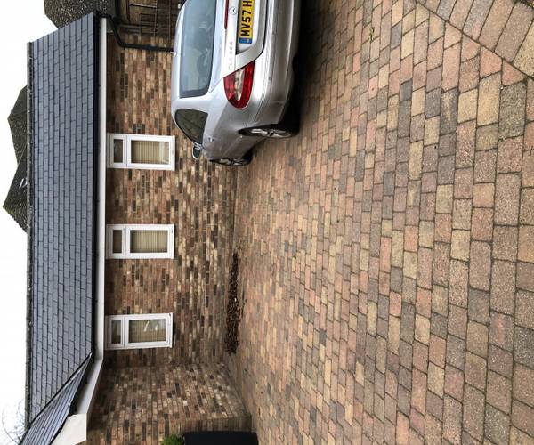 Parking on The Street, CM22