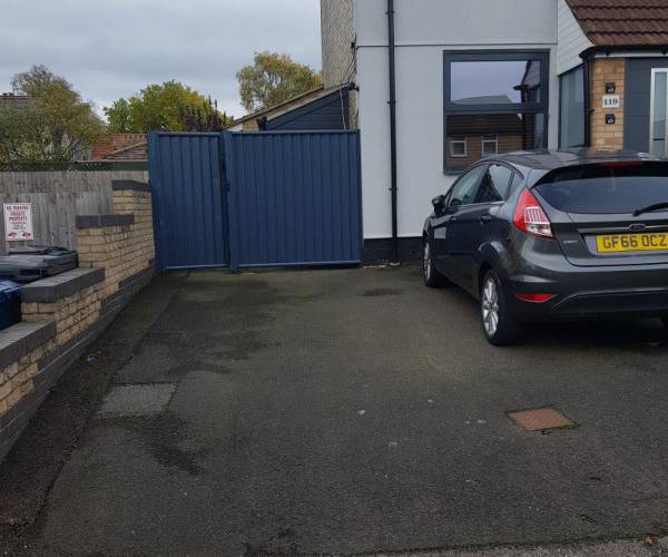 Parking on Vinery Road, CB1