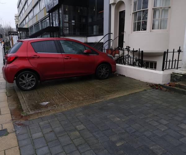 Parking on Waterloo Place, BN2