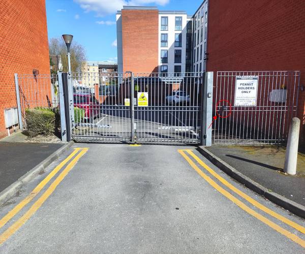 Newcastle Street, M15