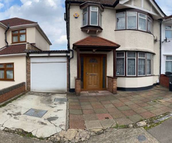 Parking on Burnley Road, NW10