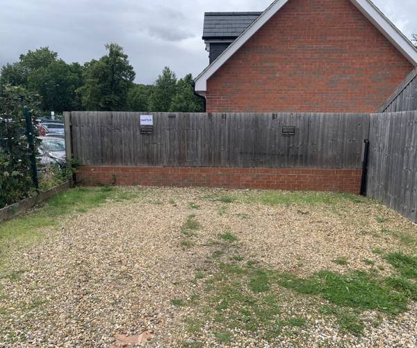 Parking on Bishops Road, IP33