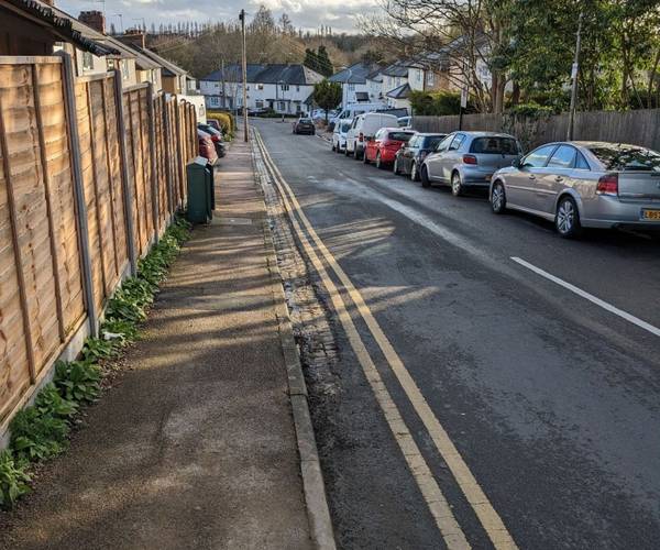 Parking on Cottonmill Crescent, AL1