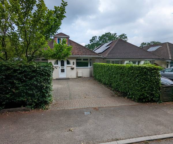 Telegraph Road, SO30