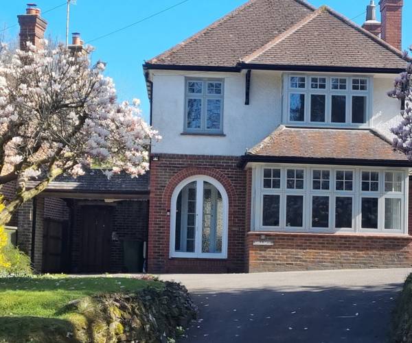 Worthing Road, RH12