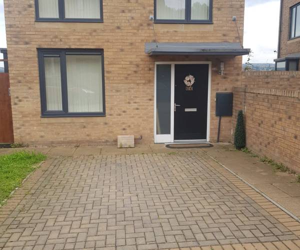 Parking on Castle Croft Drive, S2