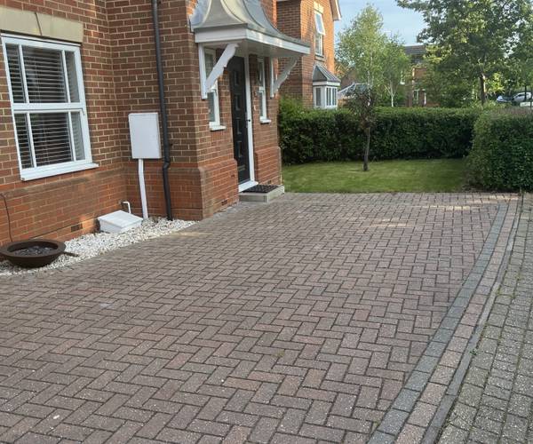 Parking on Hartland Avenue, MK4