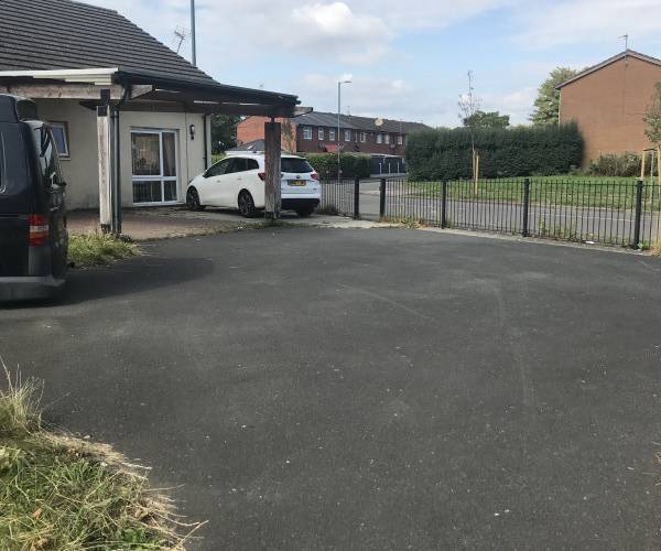 Parking on Albert Street, M11